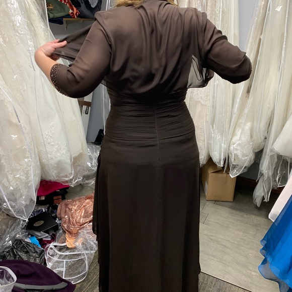 Mother of the Bride Dress - Picture 3 of 5